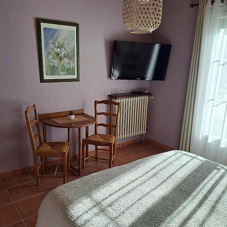 La Chambre De L'Auxineill Castelnou Bagian luar foto