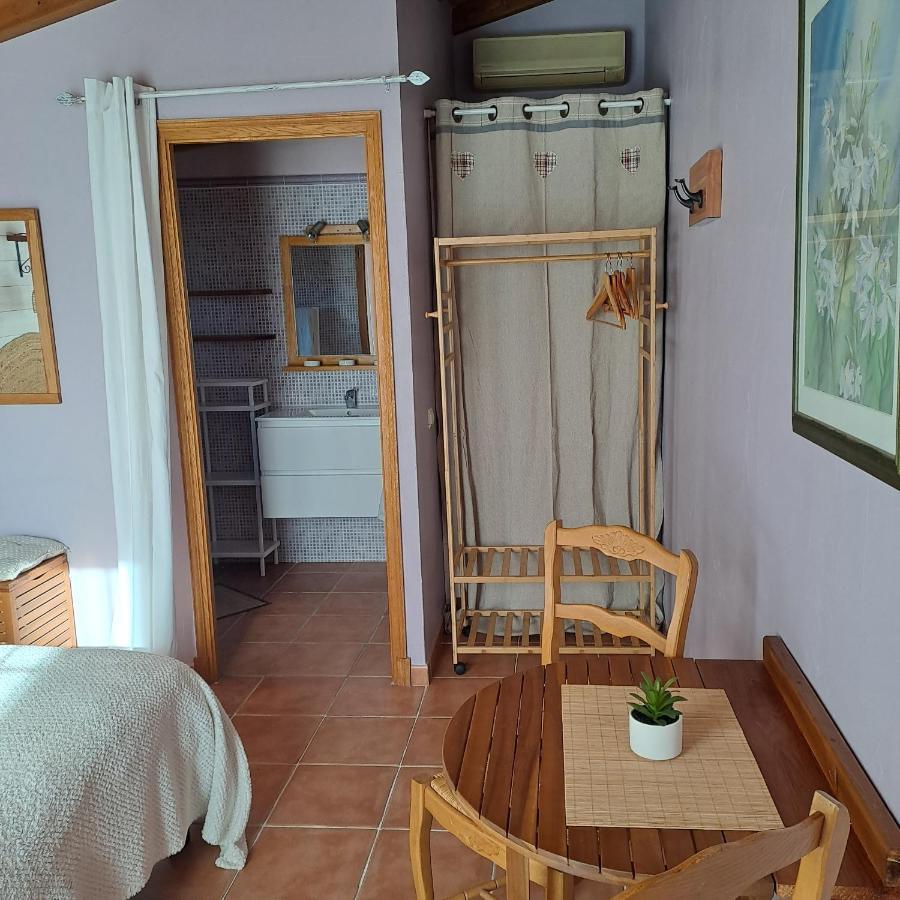 La Chambre De L'Auxineill Castelnou Bagian luar foto